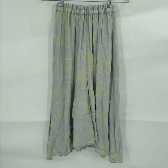 Elk Sentosa Hand Print RTR Wide Flowy Assymetrical Leg Women Small Pants - Picture 2 of 12